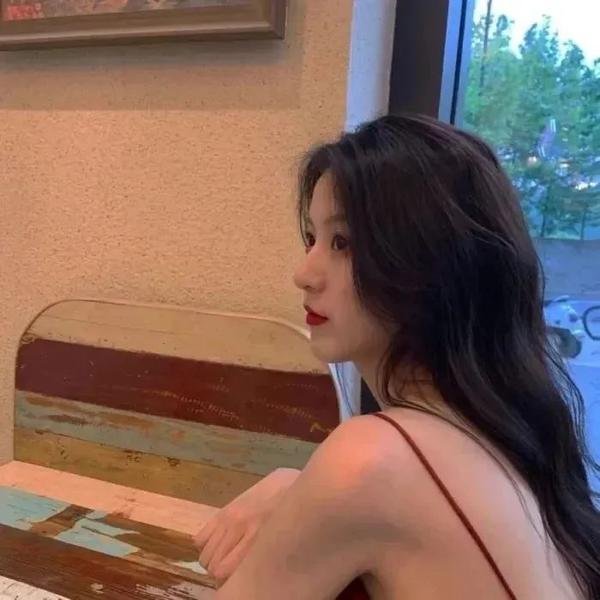 黑湖妖潭